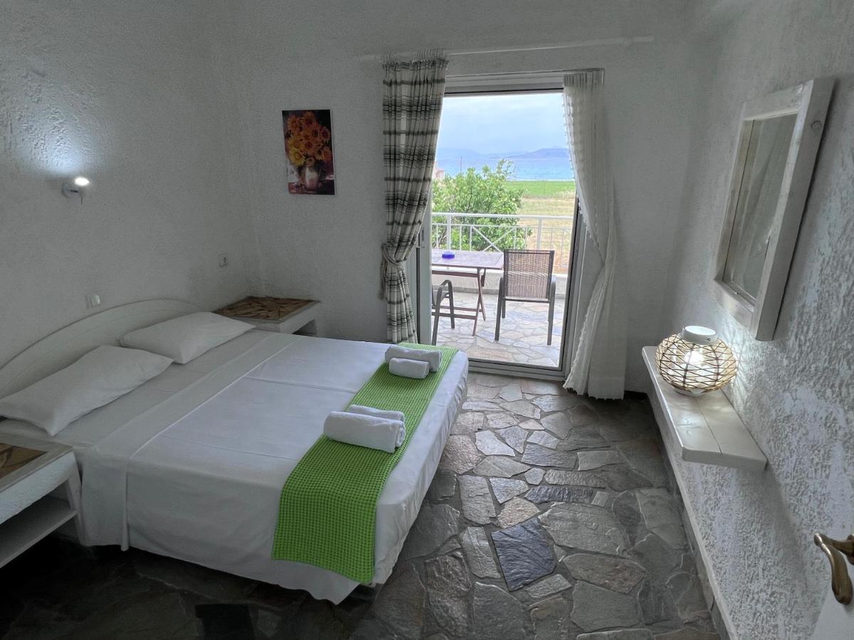 Phoenix Beachside Condos Kokkónion Zewnętrze zdjęcie