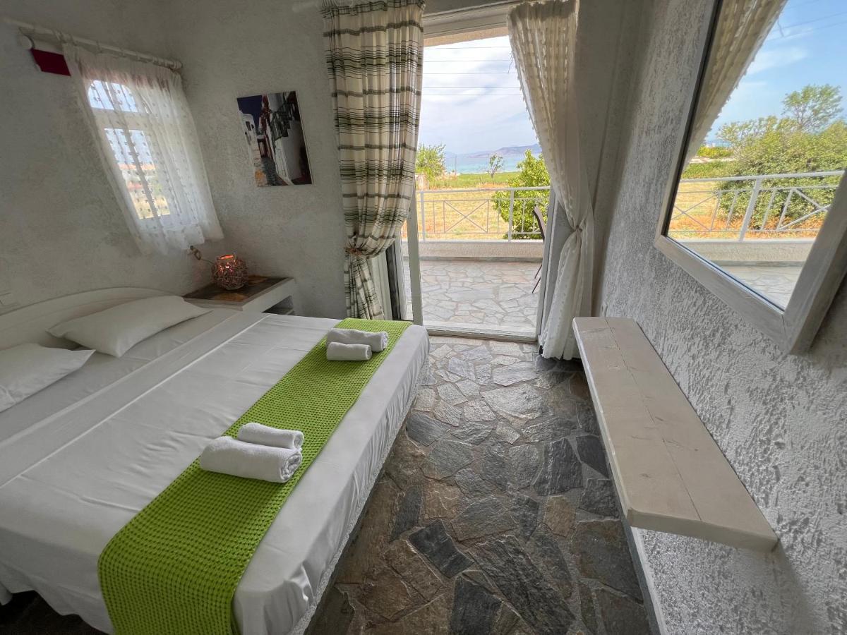 Phoenix Beachside Condos Kokkónion Zewnętrze zdjęcie