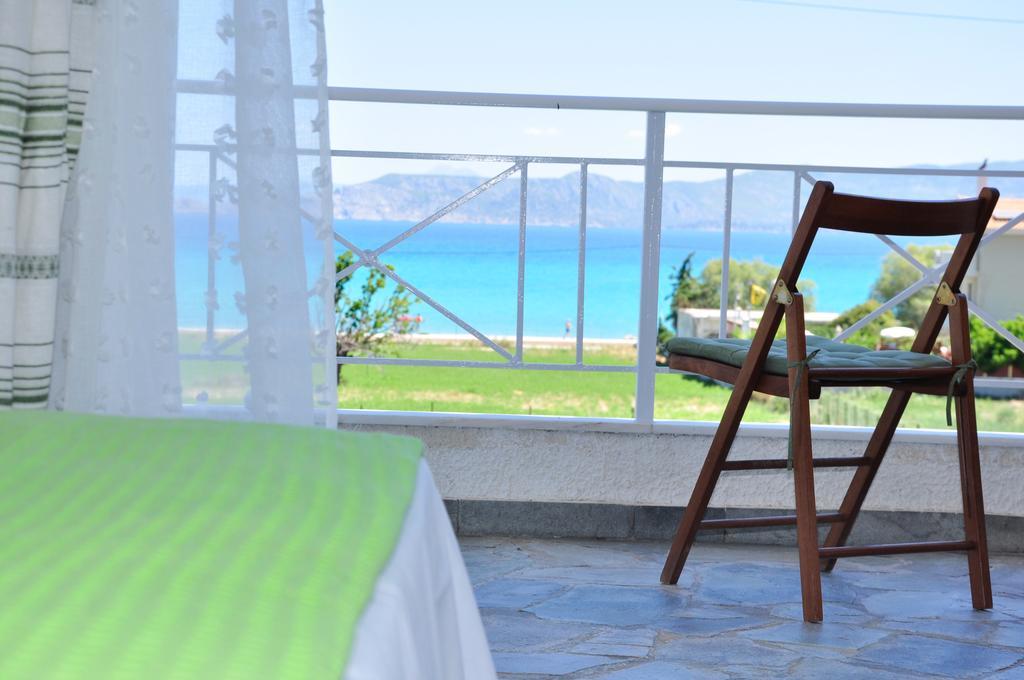 Phoenix Beachside Condos Kokkónion Zewnętrze zdjęcie