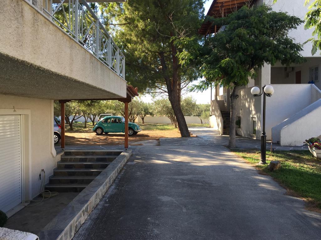 Phoenix Beachside Condos Kokkónion Zewnętrze zdjęcie